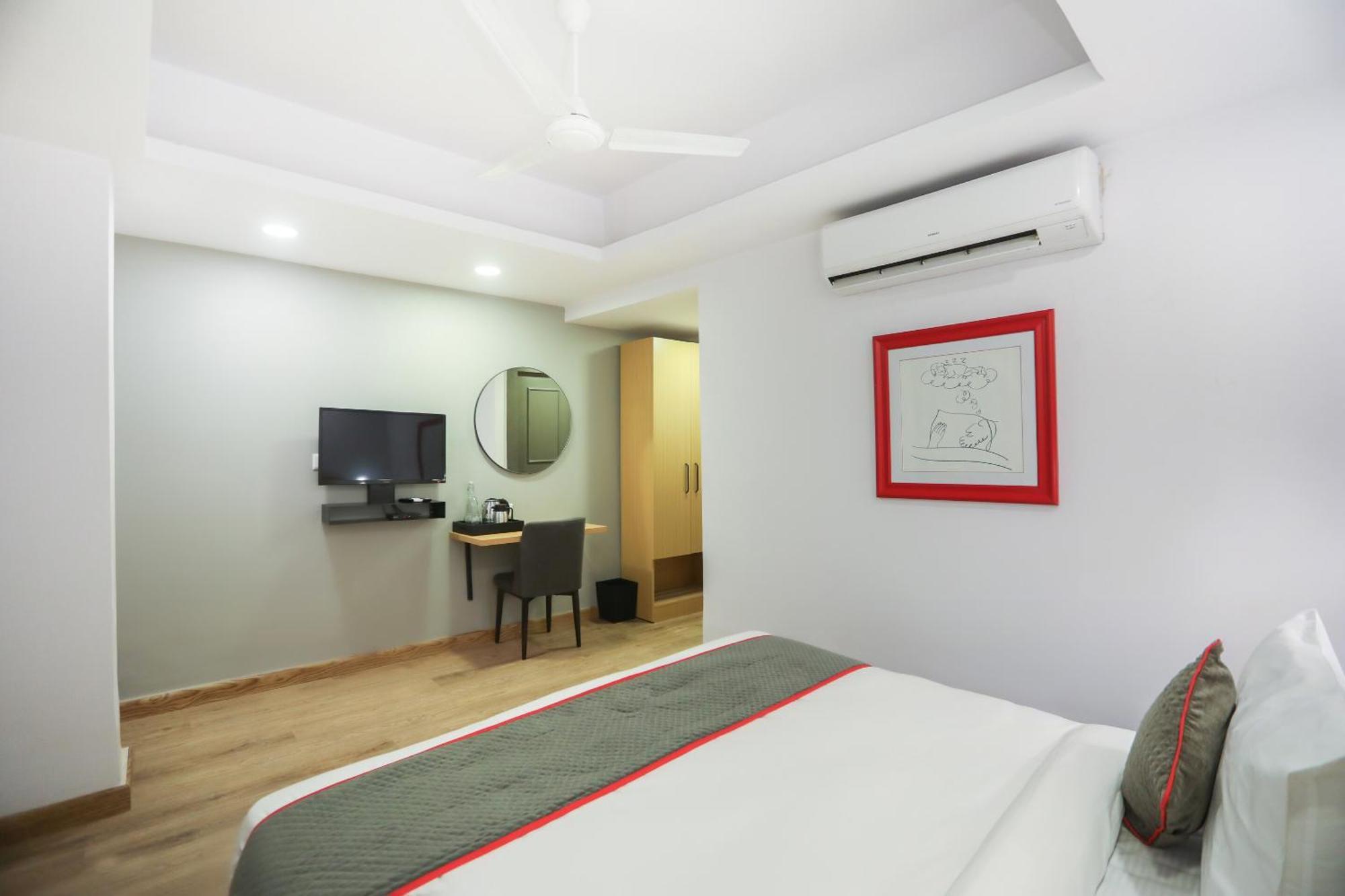 Super Townhouse Suncitel Near Kolkata Airport 3*