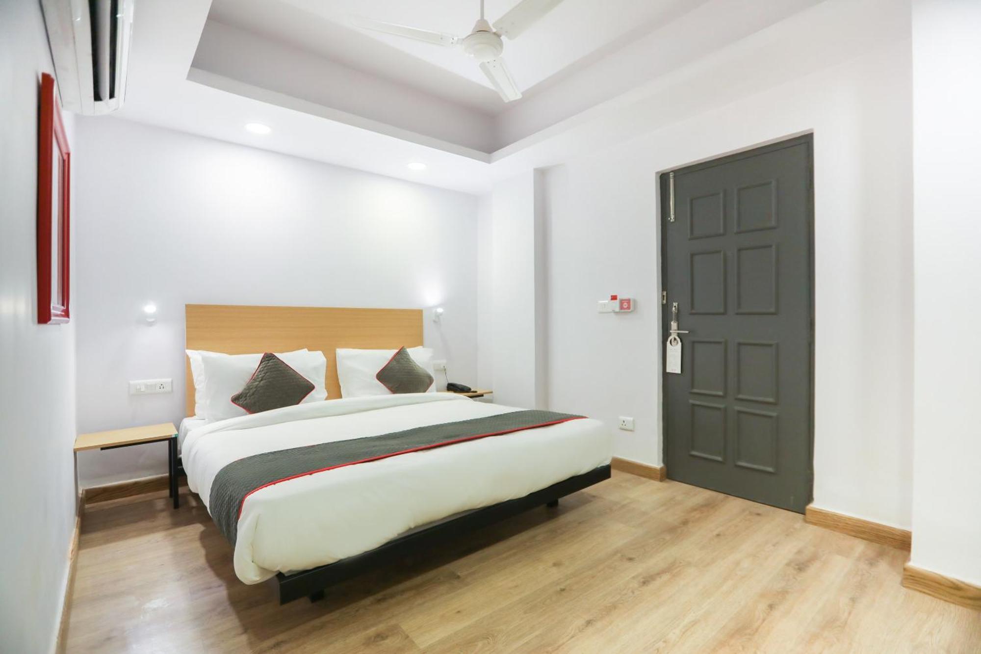 Super Townhouse Suncitel Near Kolkata Airport 3* Dam Dam